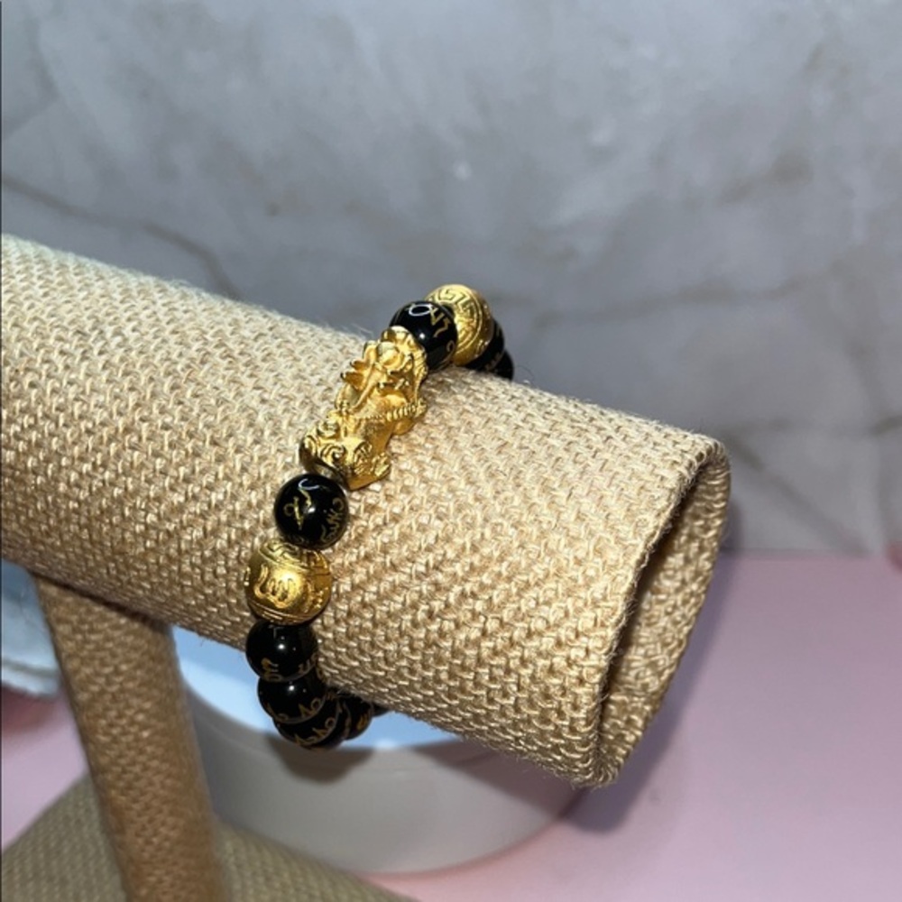 Obsidian Feng Shui Bracelet with Gold Accents
